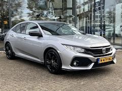 Honda Civic - 1.0 i-VTEC Black Edition | ACHTERUITRIJCAMERA | LM VELGEN | NAVIGATIE | STOELVERWARMMING |
