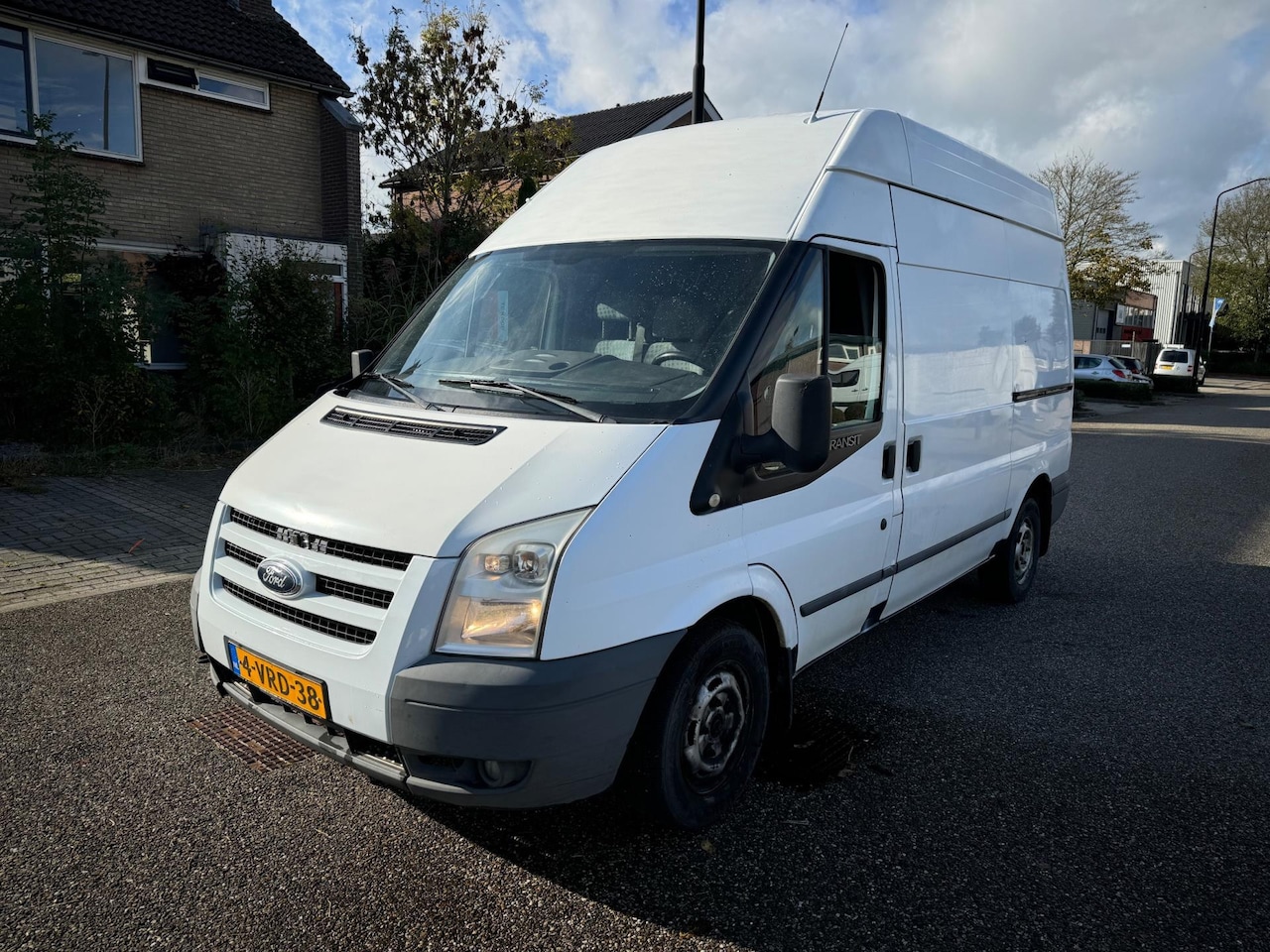 Ford Transit - 280M 2.2 TDCI Limited Edition 280M 2.2 TDCI Limited Edition - AutoWereld.nl