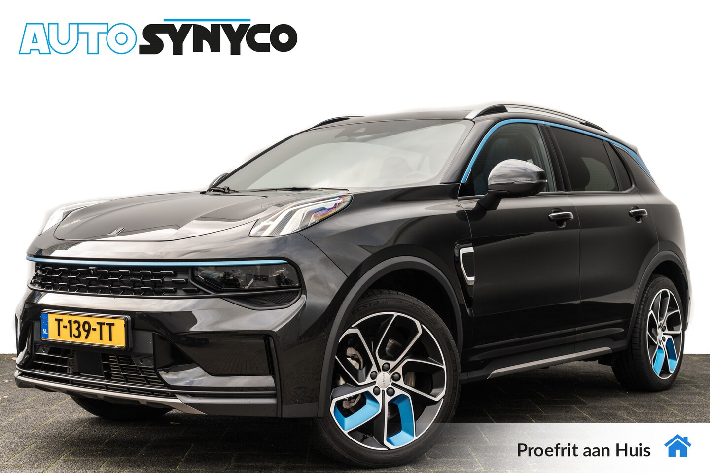 Lynk & Co 01 - 1.5 Plug-in Hybrid 262 Pk I Modeljaar 2023 I Panoramadak I 75 km Elektrisch I 360 Camera I - AutoWereld.nl