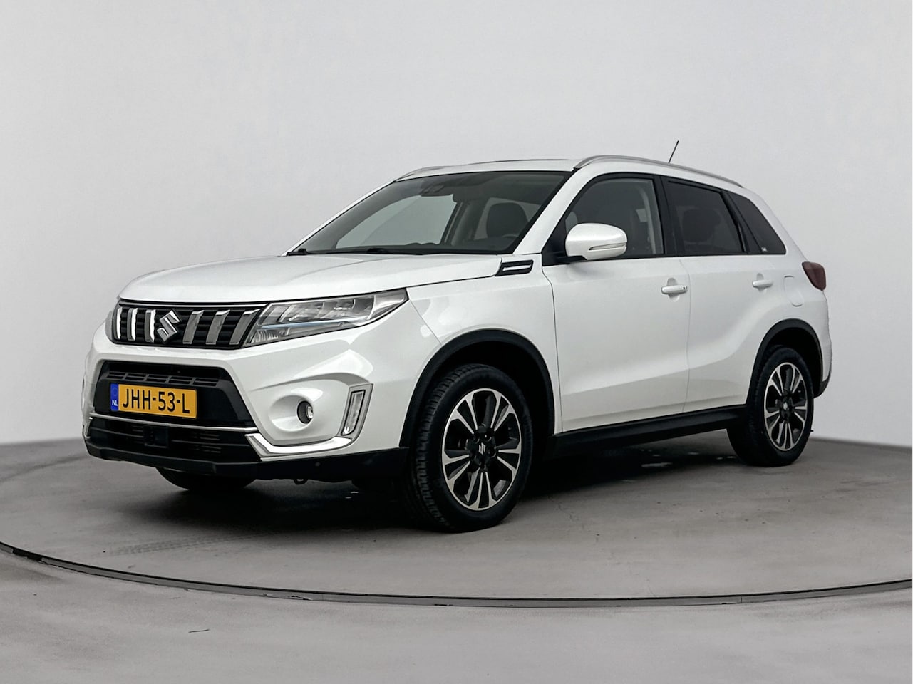 Suzuki Vitara - 1.4 Boosterjet Select Smart Hybrid | Navigatie | Parkeersensoren | Stoelverwarming | Parke - AutoWereld.nl