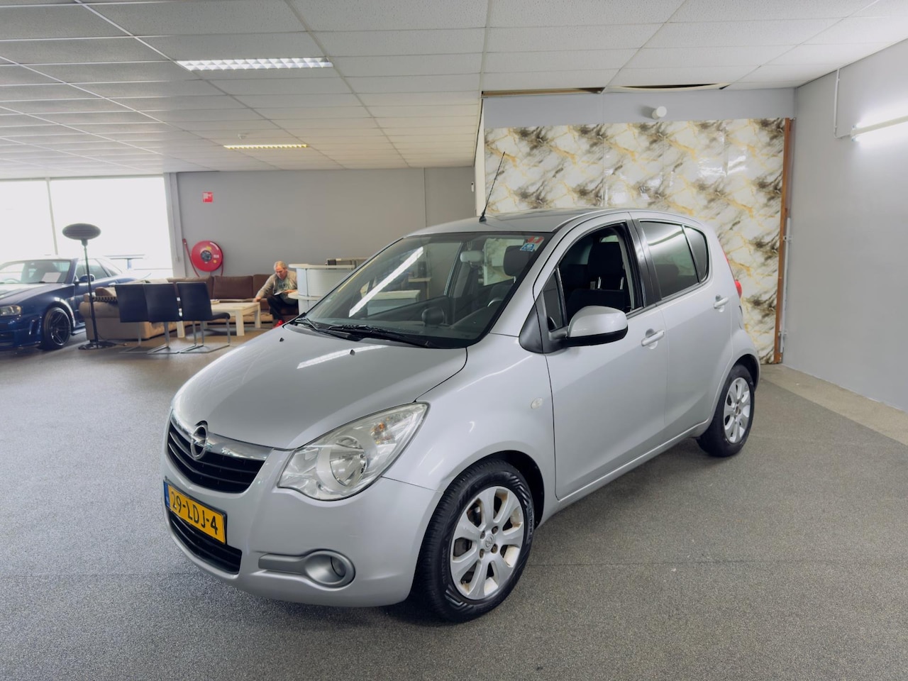 Opel Agila - 1.0 Edition Apk Nieuw,2e Eigenaar,Dealer-onderhouden,Airco,E-Ramen,N.A.P,Lm velgen,5Deurs, - AutoWereld.nl