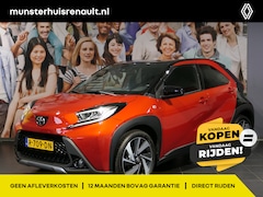 Toyota Aygo X - 1.0 VVT-i MT Limited *Camera & sensoren v+a* - Draadloze telefoonlader, bluetooth, LMV 18"