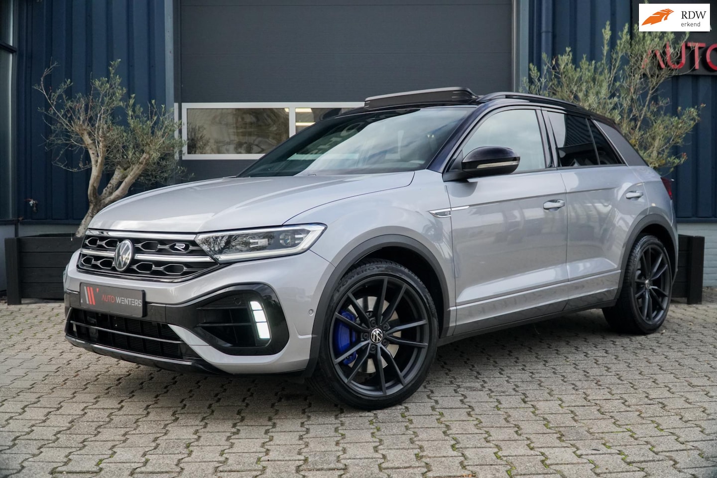 Volkswagen T-Roc - 2.0 TSI 4Motion R 301PK AKRA|PANO|BEATS - AutoWereld.nl