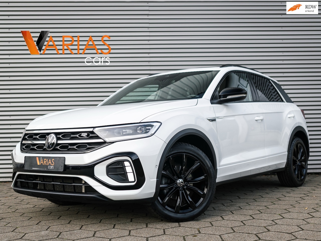 Volkswagen T-Roc - 1.5 TSI 3xR-Line Business+ BlackStyle 150PK - AutoWereld.nl