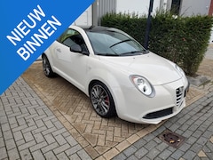 Alfa Romeo MiTo - 0.9 TwinAir SBK Navigatie Carplay CruiseControl Alfa dealer onderhouden