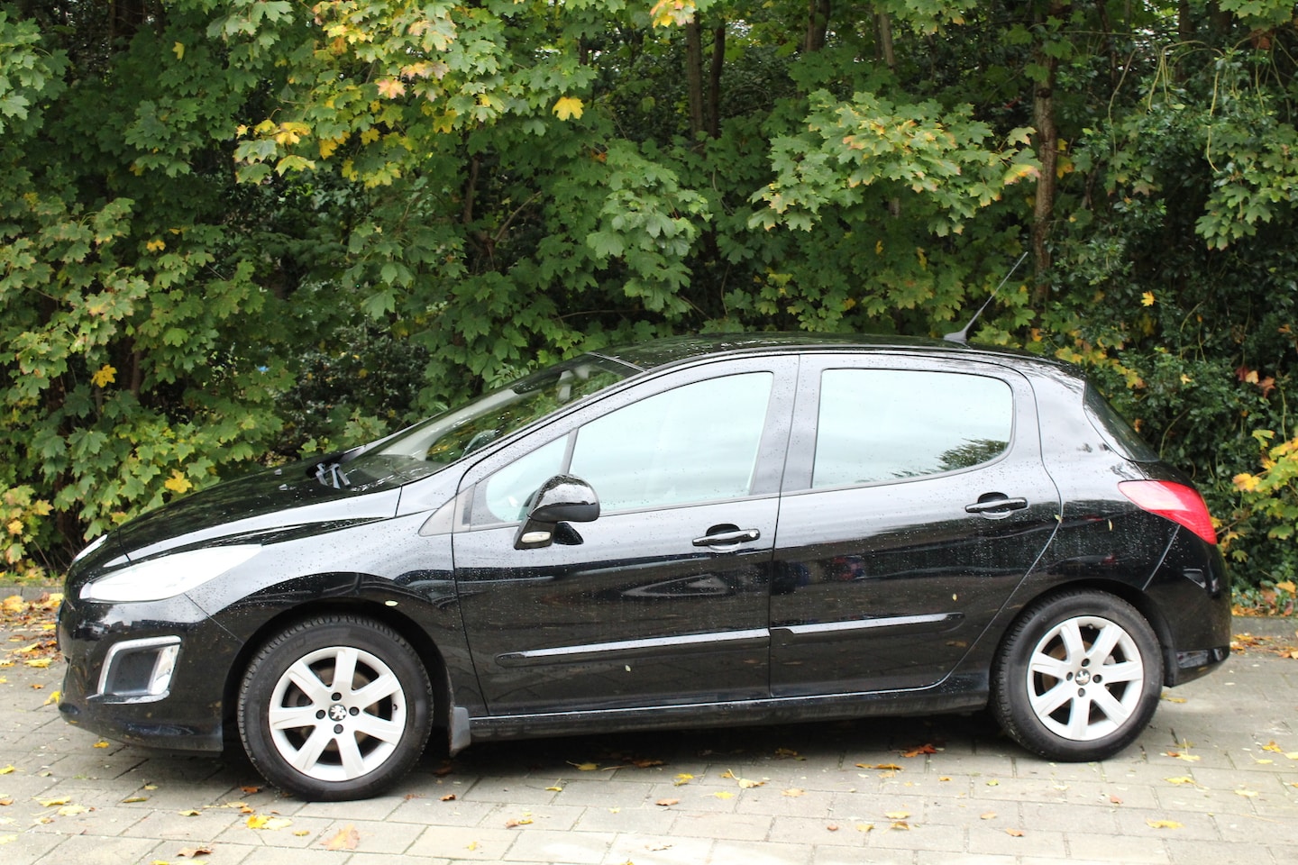 Peugeot 308 - 1.6 VTi Active zeer nette auto! trekhaak clima cruise navigatie enz. - AutoWereld.nl
