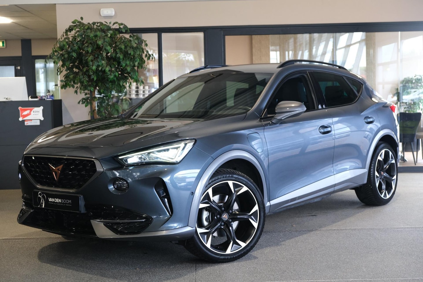 CUPRA Formentor - 1.4 e-Hybrid 204PK Led Cam Navi ACC Stoelverwarming - AutoWereld.nl