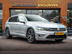 Volkswagen Passat Variant - 1.4 TSI GTE Highline Pano Clima Leer/Stof Cruise 19"LM