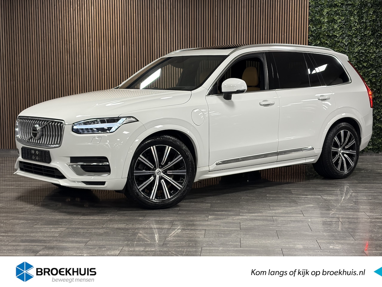 Volvo XC90 - T8 AWD Recharge Insription | Full Option! | Luchtvering | Bowers & Wilkins | Trekhaak | St - AutoWereld.nl