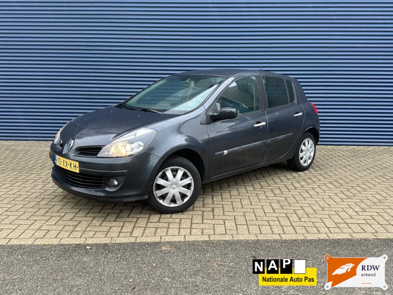 Renault Clio - 1.5 dCi Night & Day / Clima / Drive 100% - AutoWereld.nl