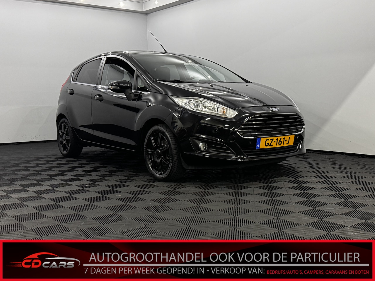Ford Fiesta - 1.0 EcoBoost Titanium Clima, Parkeersensoren, Stoelverwarming, Lichtmetalen velgen, Radio - AutoWereld.nl