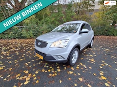 SsangYong Korando - 2.0 XDI Quartz HR NETTE AUTO RIJDT EN SCHAKELT GOED