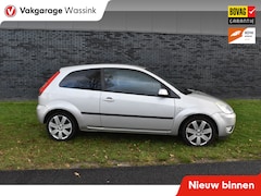 Ford Fiesta - 1.3 Futura apk 31-10-2026 koppeling slecht prijs zo meenemen 995,