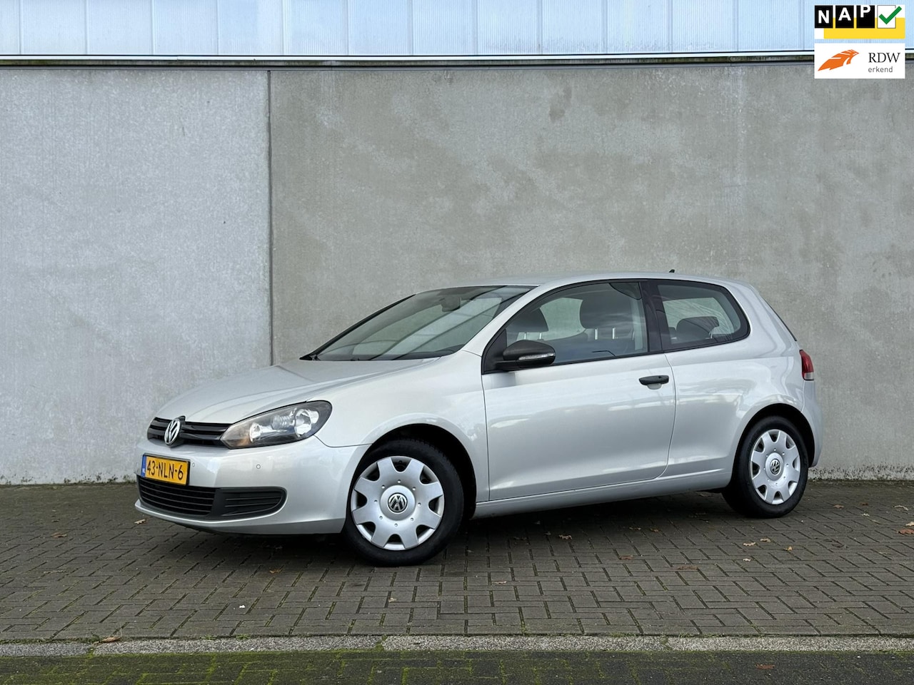 Volkswagen Golf - 1.6 TDI Trendline 1.6 TDI Trendline, NAP, Airco, APK - AutoWereld.nl