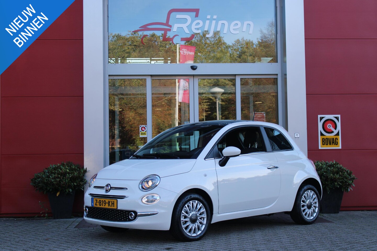 Fiat 500 - 1.0 72PK HYbrid DOLCEVITA FINALE | PANORAMA DAK | APPLE CARPLAY / ANDROID AUTO | ELEKTRISC - AutoWereld.nl