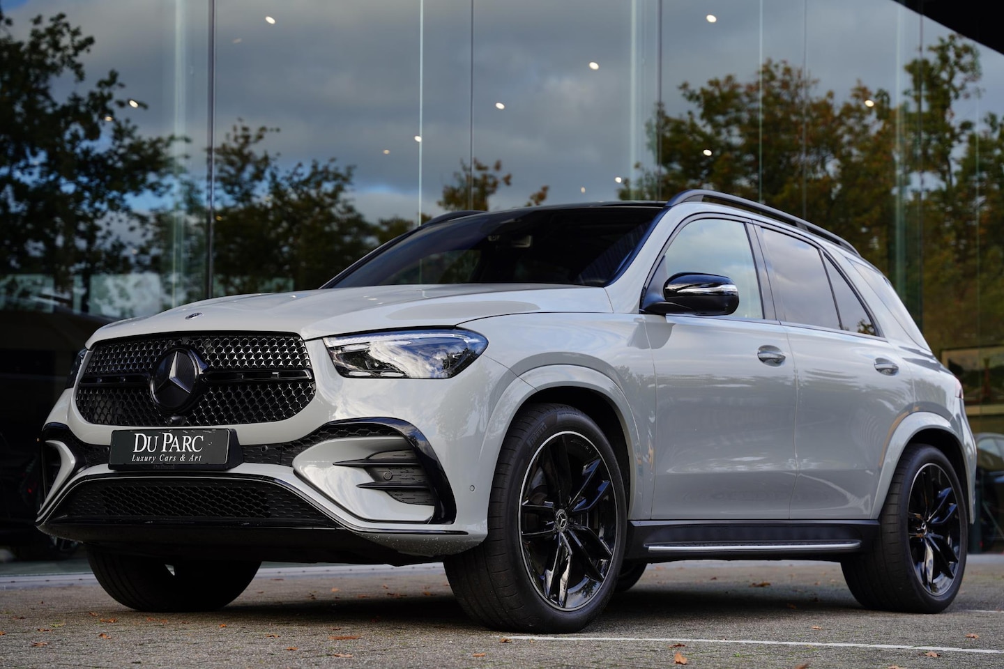 Mercedes-Benz GLE-Klasse - 450 d 4MATIC AMG Line Premium Plus Designo Burmester Panoramadak - AutoWereld.nl