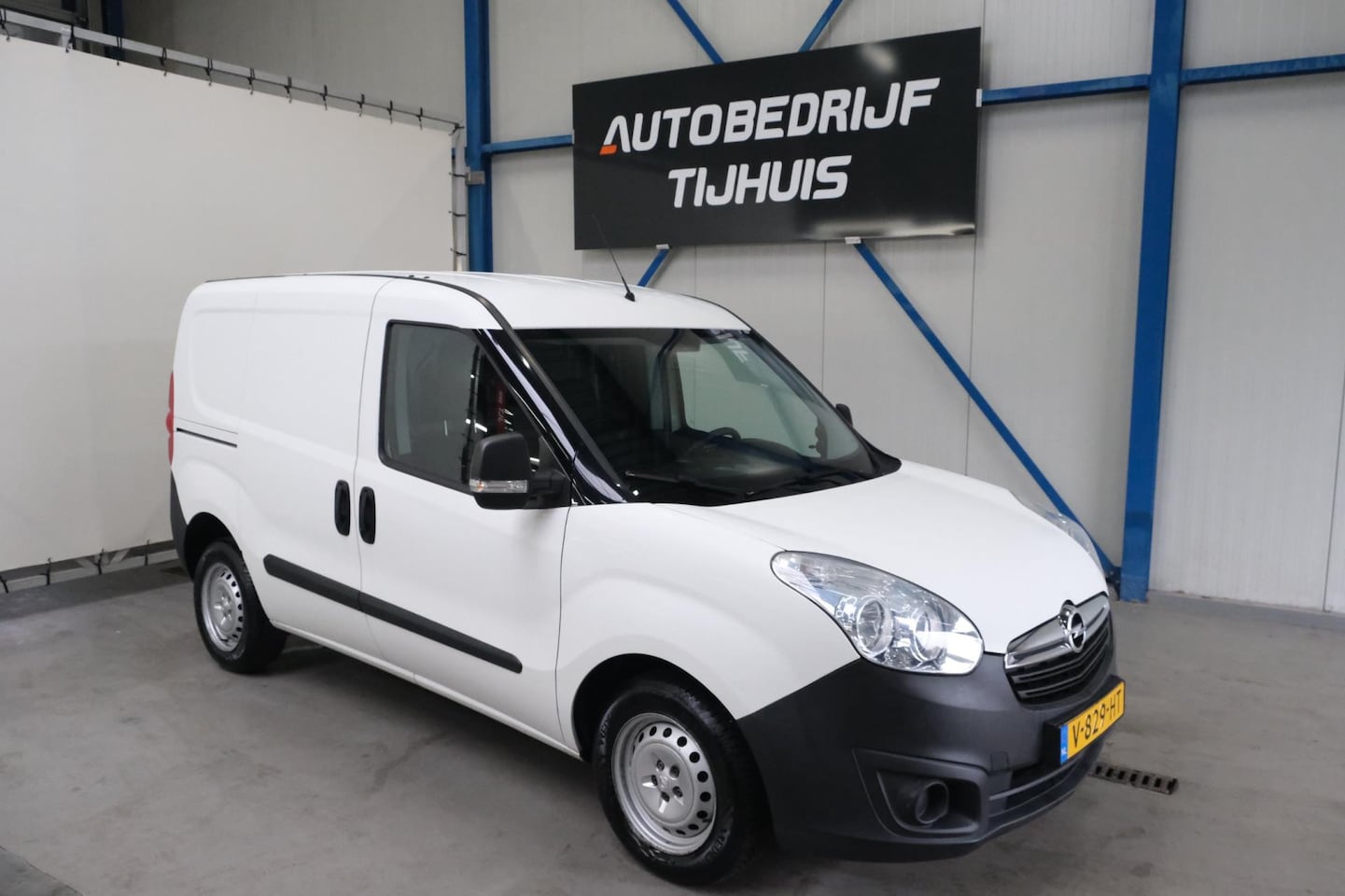 Opel Combo - 1.3 CDTi L1H1 Edition - N.A.P. Airco. - AutoWereld.nl