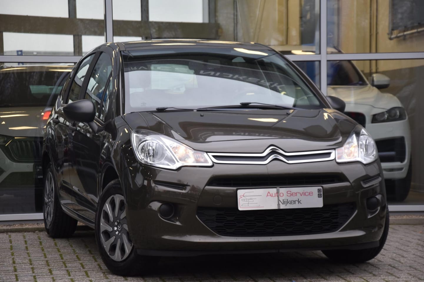 Citroën C3 - 1.0 PureTech Attraction Elek. Ramen Trekhaak Nieuwe riem Nette Auto !! - AutoWereld.nl