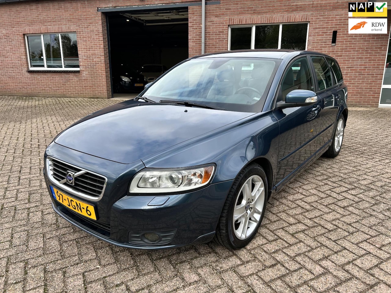 Volvo V50 - 1.8 Edition II // nette auto // nieuwe APK - AutoWereld.nl
