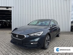 SEAT Leon Sportstourer - 1.4 TSI eHybrid PHEV FR l Stoel en Stuurverwarming l Achteruitrij Camera l Panoramadak l F