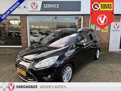 Ford Grand C-Max - 1.6 EcoBoost Titanium Panoramadak I trekhaak I winterbandenset