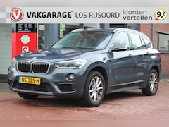 BMW X1 - sDrive18d *Executive* | Trekhaak | Camera | Cruise & Climate Control | Stoelverwarming | L