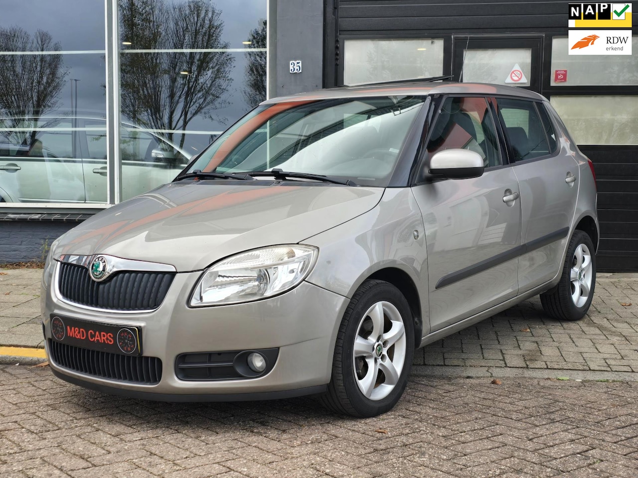 Skoda Fabia - 1.4-16V Ambiente AIRCO/NAP/SCHUIFDAK/CR CONTROL - AutoWereld.nl