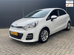 Kia Rio - 1.2 CVVT Dynamic / Camera / Navi / Pdc