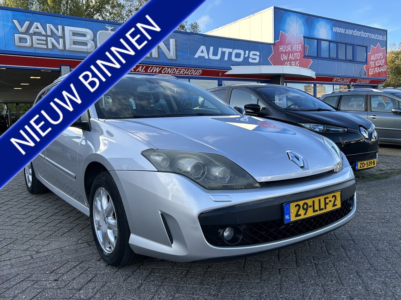 Renault Laguna Estate - 2.0 16V Dynamique ruime station zeer luxe uitgevoerd - AutoWereld.nl
