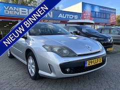 Renault Laguna Estate - 2.0 16V Dynamique ruime station zeer luxe uitgevoerd