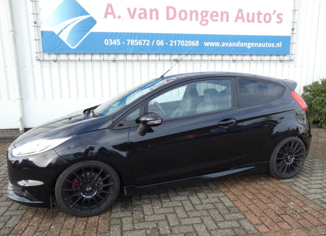 Ford Fiesta - 1.6 ST 1.6 ST 182PK,Recaro,Navi,Clima,Stoelverw,Camera - AutoWereld.nl