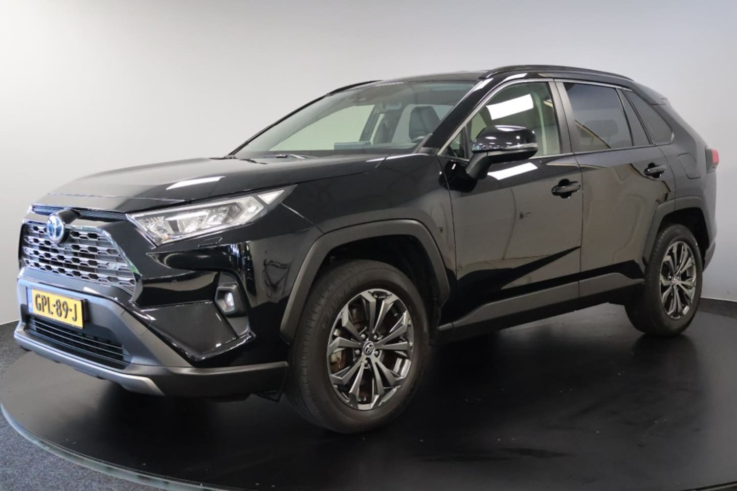 Toyota RAV4 - 2.5 Hybrid Executive 2.5 Hybrid Executive - AutoWereld.nl