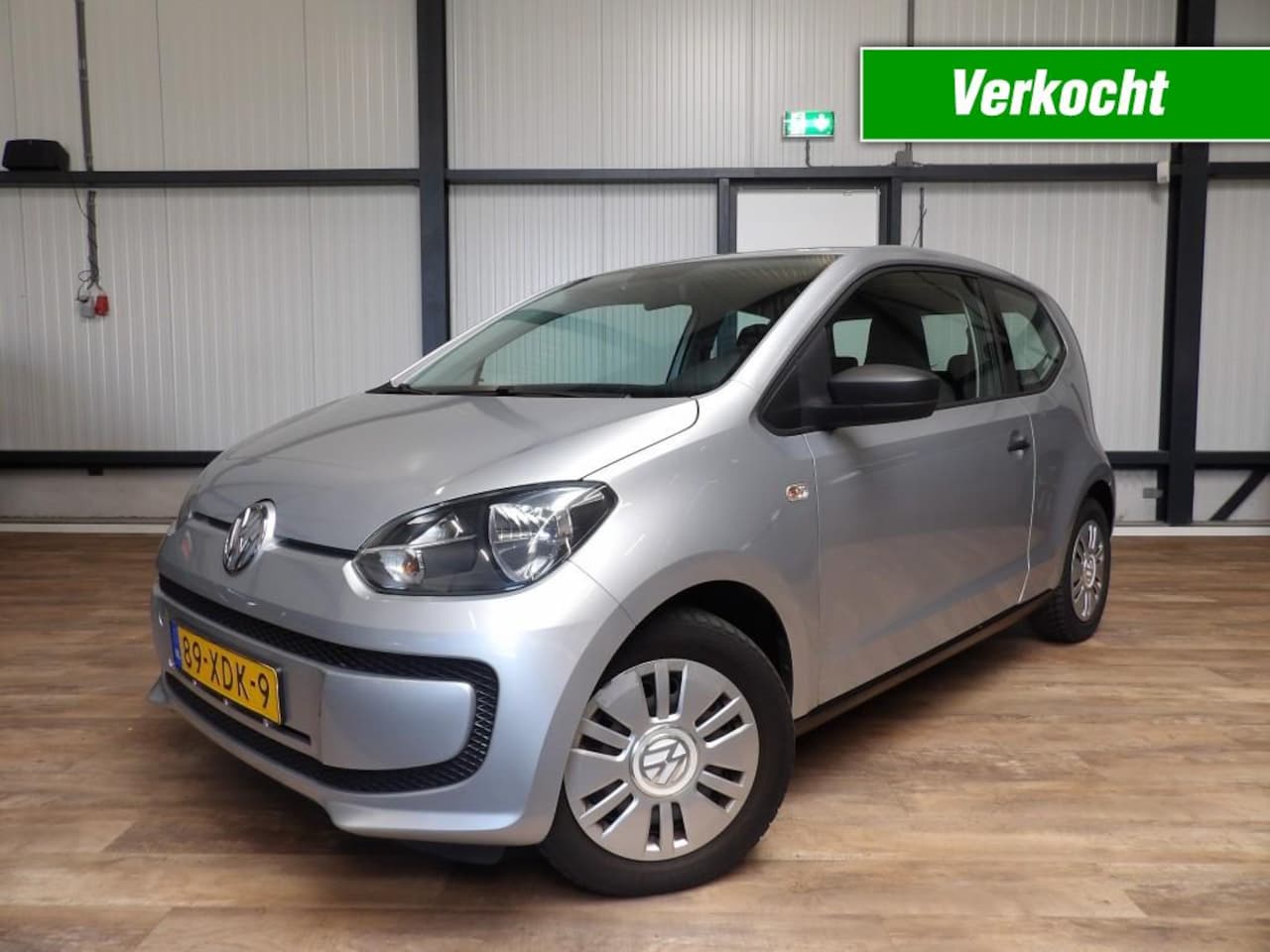 Volkswagen Up! - 1.0 3 drs - airco - inruilkoopje! - AutoWereld.nl