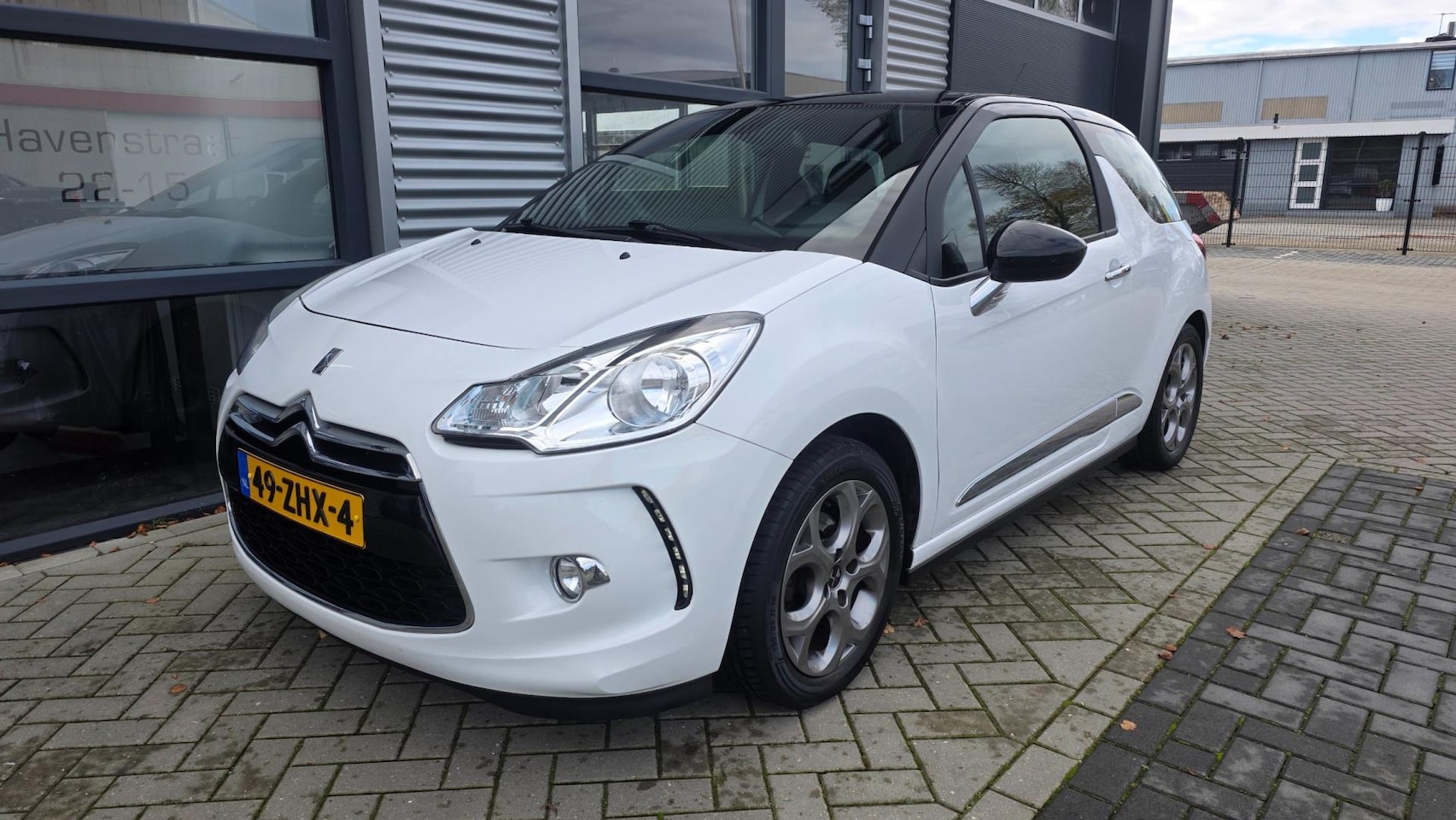 Citroën DS3 - 1.2 VTi Chic 1.2 VTi Chic - AutoWereld.nl