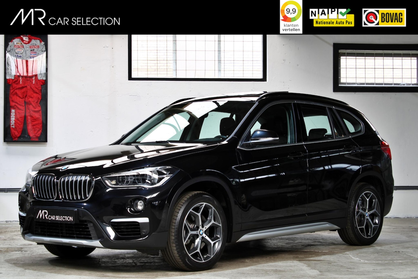 BMW X1 - sDrive20i Orange Edition III | Panoramadak | Leder | Head-Up | Trekhaak | NL auto| - AutoWereld.nl