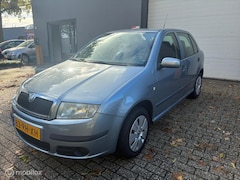 Skoda Fabia - 1.4-16V Ambiente / airco / cruise/ nwe apk /