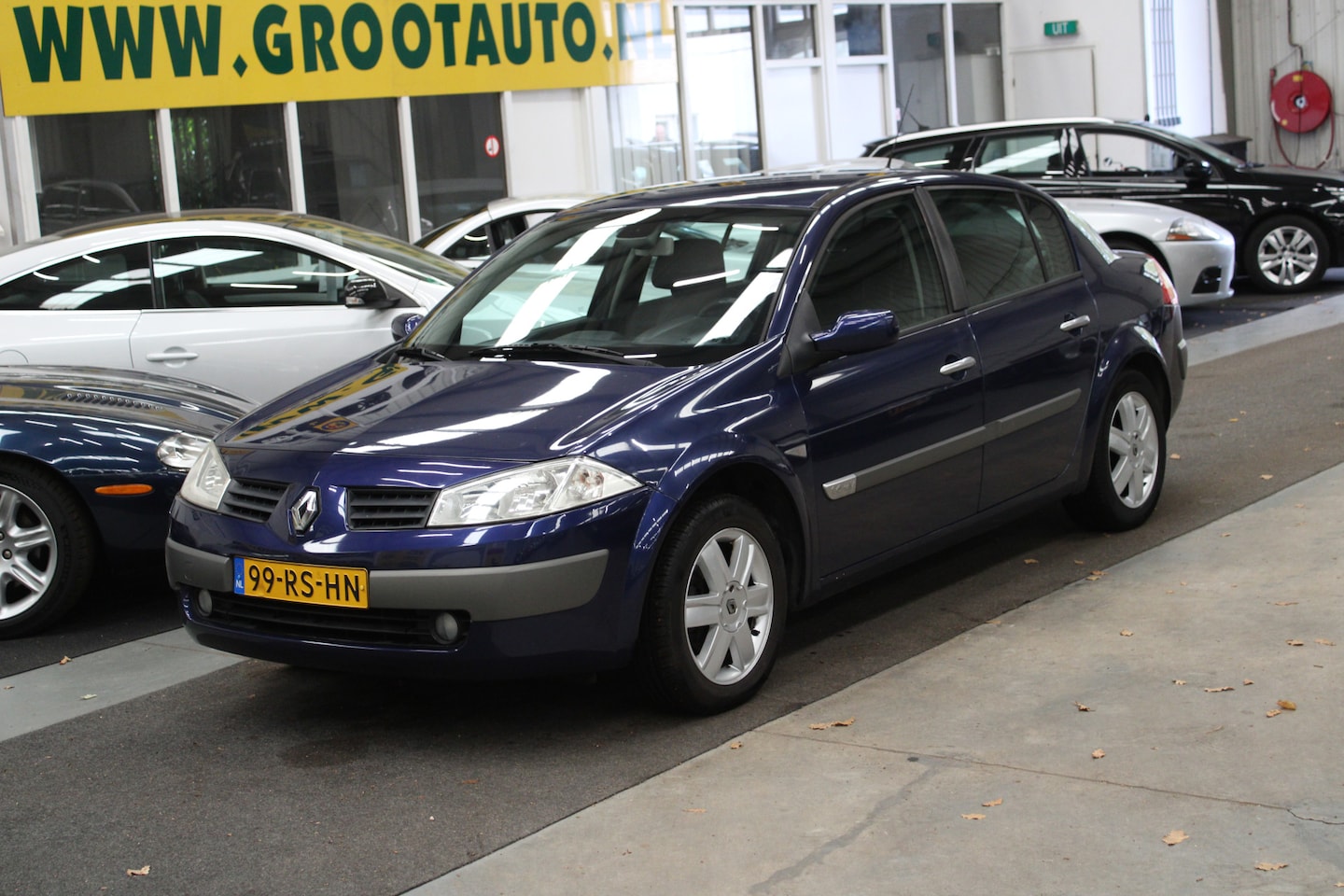 Renault Mégane - 1.6-16V Expression Luxe Airco, Cruise Control, Trekhaak, Stuurbekrachtiging - AutoWereld.nl