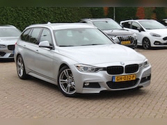 BMW 3-serie Touring - 316i Executive M Sport / Alcantara / Navigatie / Parkeerhulp achter / Keyless / 18'' / Spo