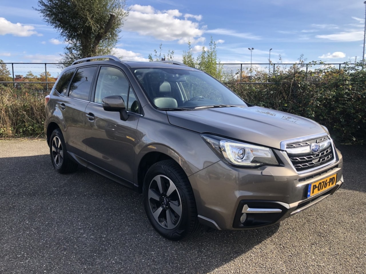 Subaru Forester - 2.0 Premium 2.0 Premium - AutoWereld.nl