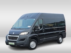 Peugeot Boxer - 330 2.2 BlueHDi 120 L2H2 Premium Navi Airco NAP Trekhaak 120Pk Euro6