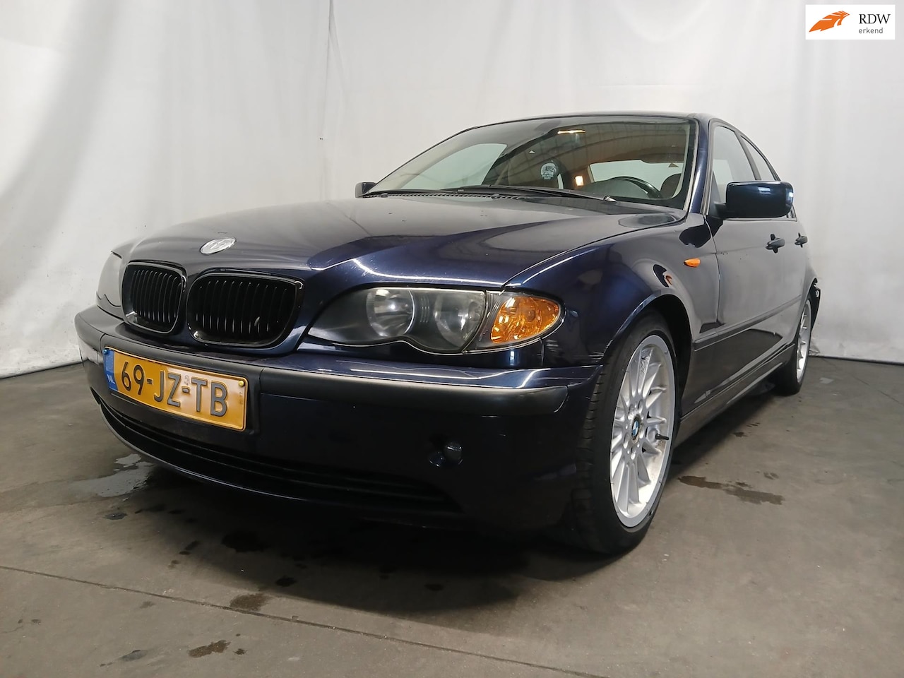 BMW 3-serie - 318i Executive - Schade - AutoWereld.nl