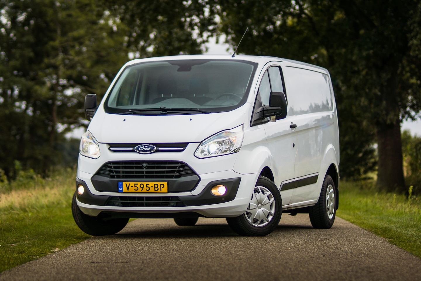 Ford Transit Custom - 270 2.2 TDCI L1H1 Trend BTW voertuig - AutoWereld.nl