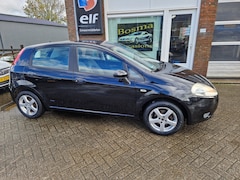 Fiat Grande Punto - 1.4i ''Actual'' 5 Deurs - Airco - Apk 30-10-2026