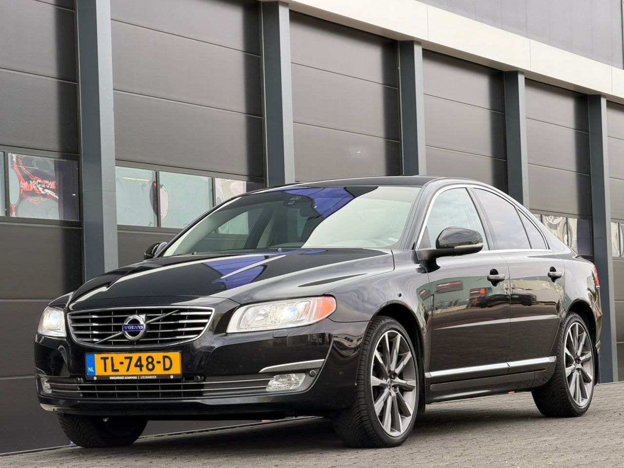 Volvo S80 - S-80 2.4 D5 Summum Xenon Leer AUTOMAAT - AutoWereld.nl
