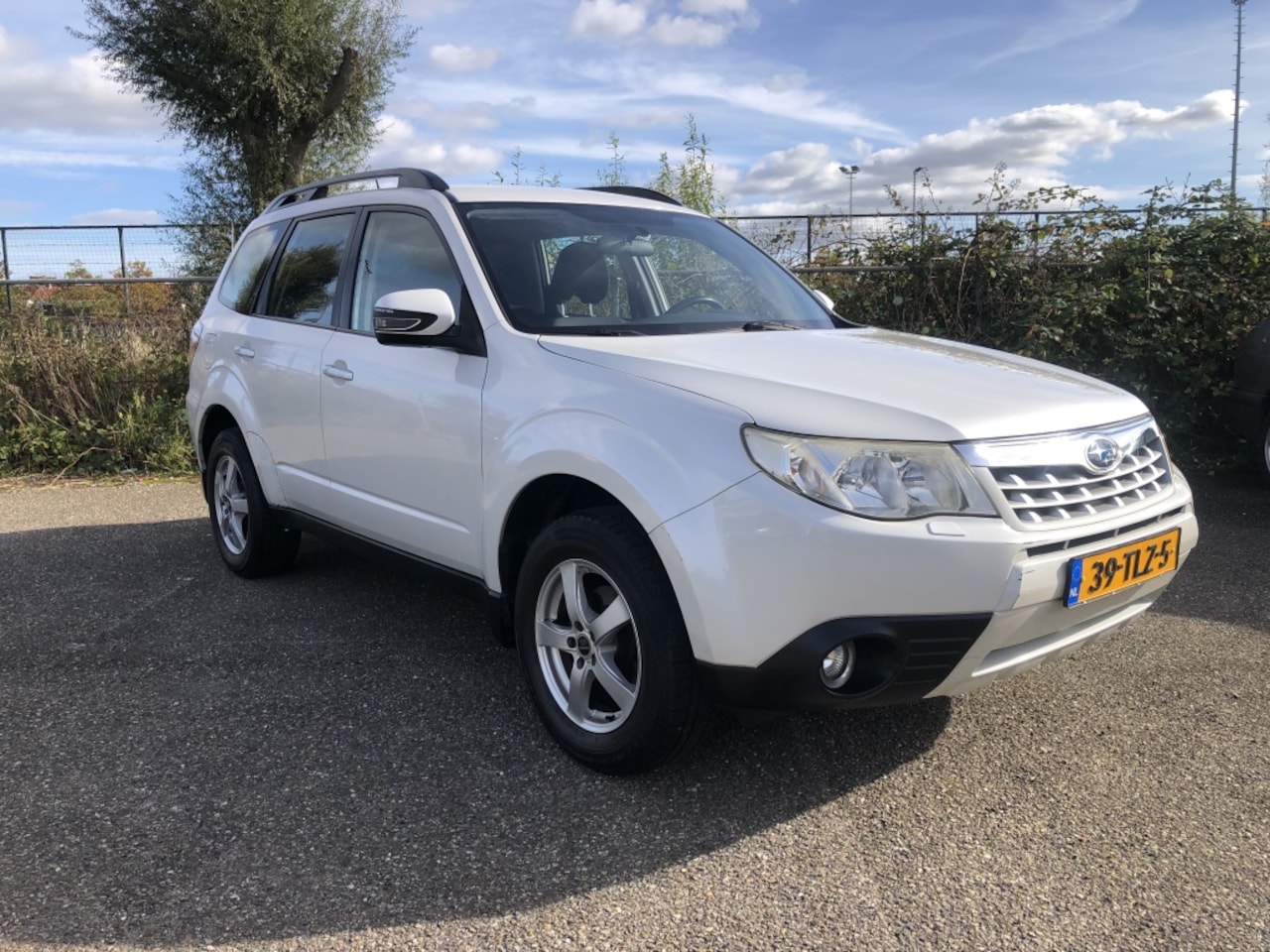 Subaru Forester - 2.0 XS Luxury 2.0 XS Luxury - AutoWereld.nl
