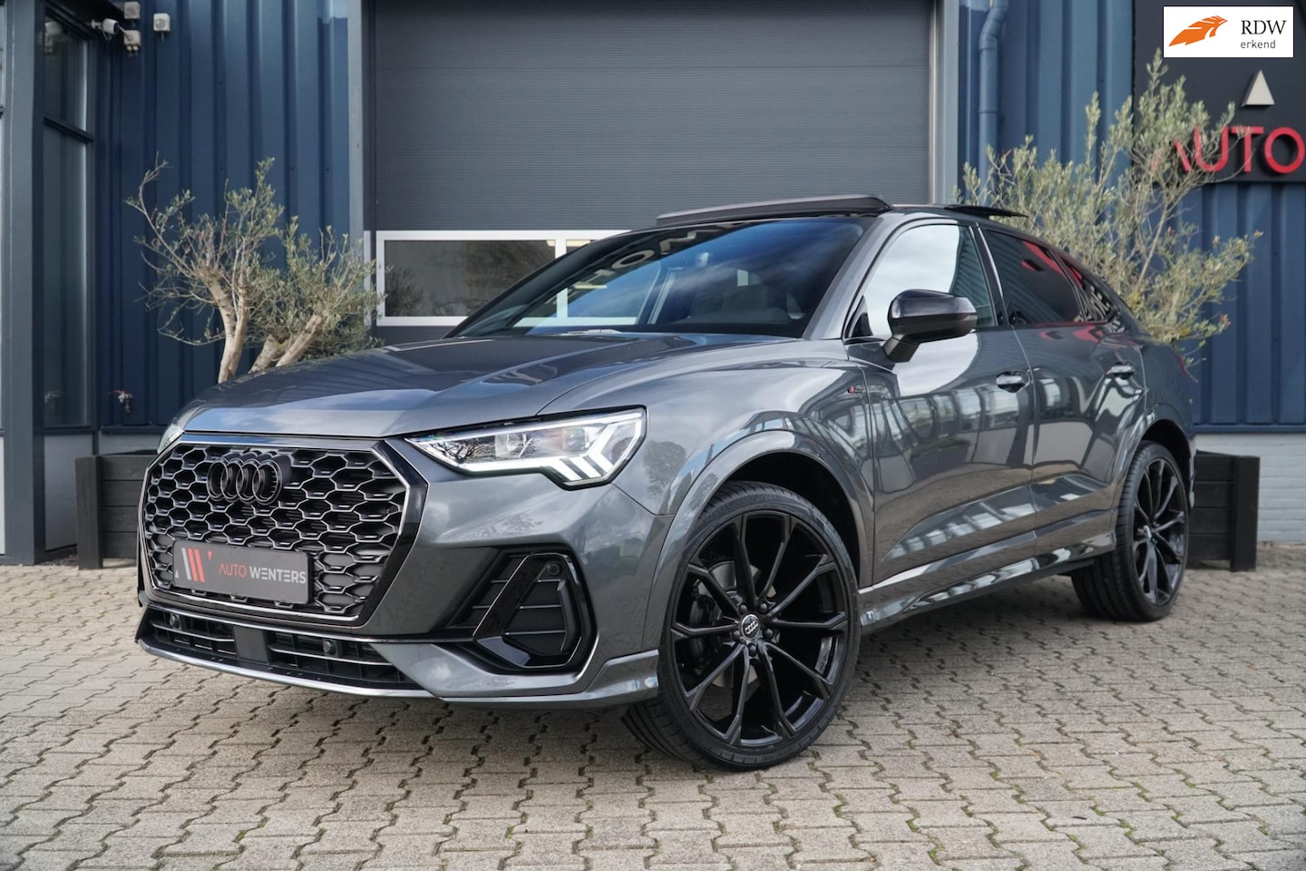 Audi Q3 Sportback - 35 TFSI S Edition Competition PANO|SONOS|AMBIANT - AutoWereld.nl