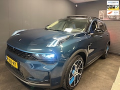 Lynk & Co 01 - 1.5 Exclusive plug-in 1jaar Garantie Keyless Camera 360 Pano NL Top staat