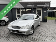 Mercedes-Benz C-klasse - 180 K. Classic, Youngtimer, Airco, navigatie, trekhaak, km nap, apk 01-2026