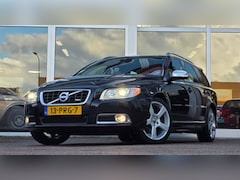 Volvo V70 - 2.0T R-Edition 3e Eigenaar Trekhaak Lerenbekleding Navi Mooi