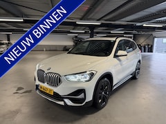 BMW X1 - sDrive20i Business Edition Plus Head-up Leder Panodak